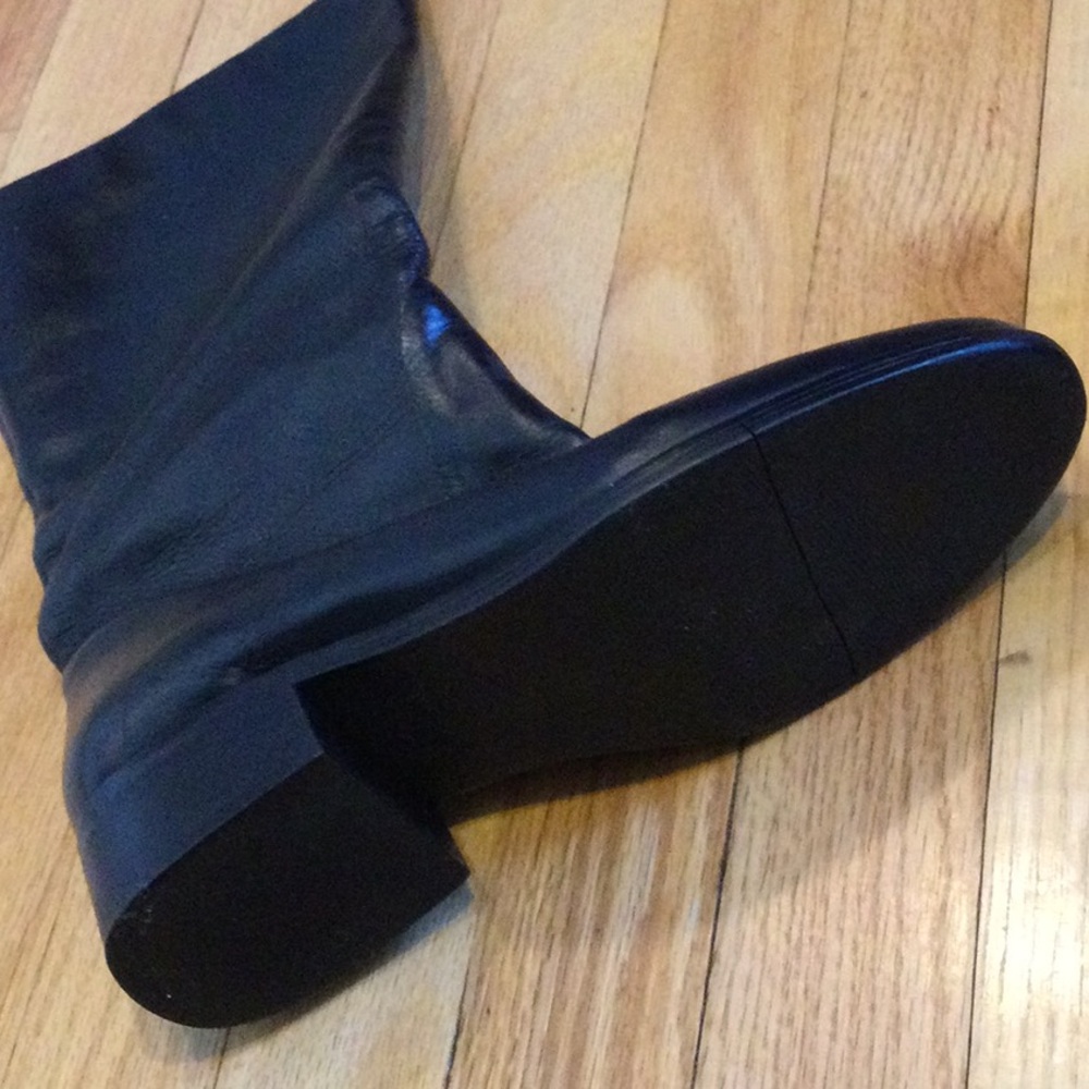 Brazilian Black Leather Boots - Picture 5 of 9